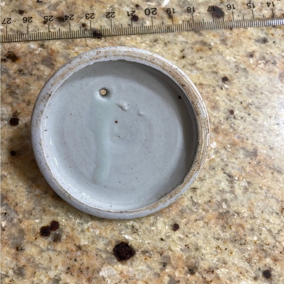 Chinese Asian Antique porcelain teapot with original leather strap handle - Picture 3 of 8